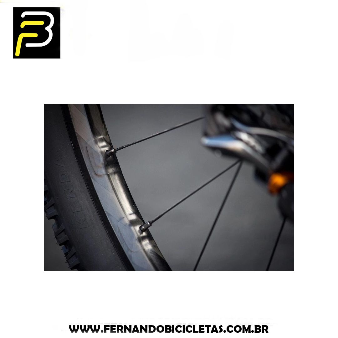 Rodas Shimano MTB XTR WH-M9000 Carbon Aro 29 Tubeless